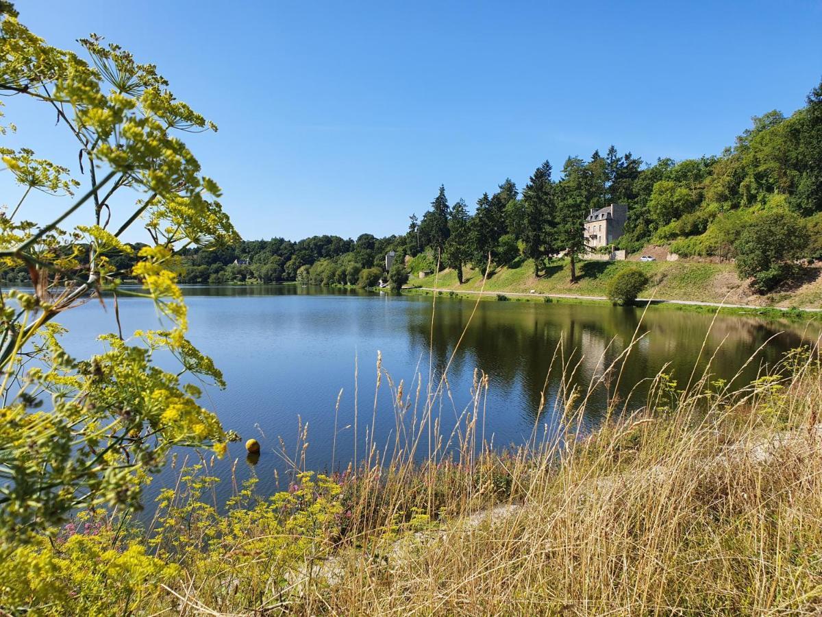 Apartamento Les Forges Du Lou Jugon-les-Lacs Exterior foto