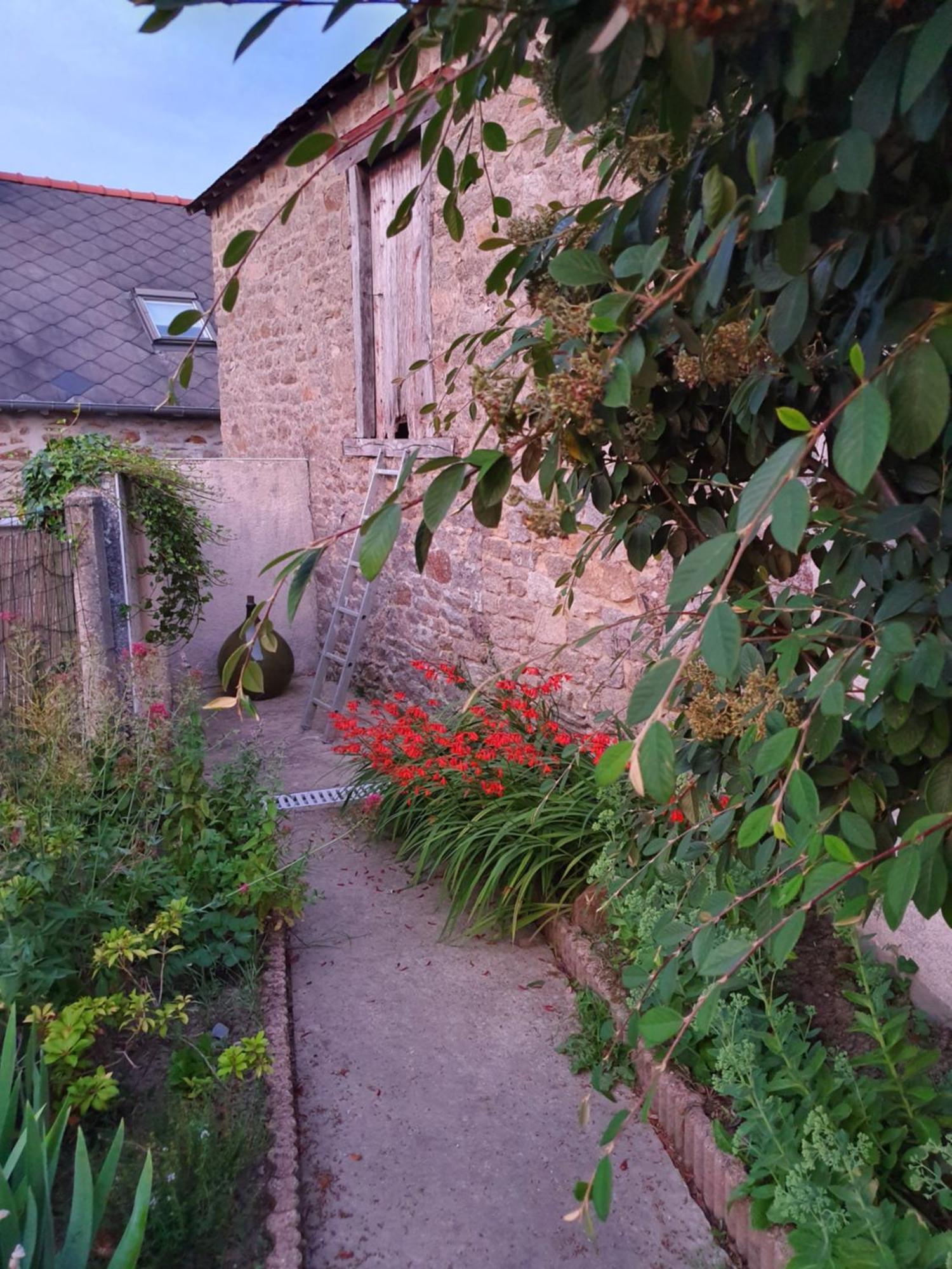 Apartamento Les Forges Du Lou Jugon-les-Lacs Exterior foto