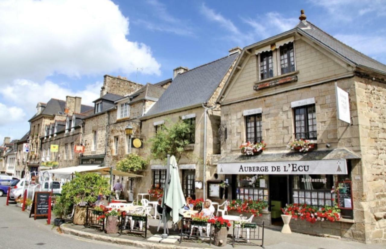 Apartamento Les Forges Du Lou Jugon-les-Lacs Exterior foto